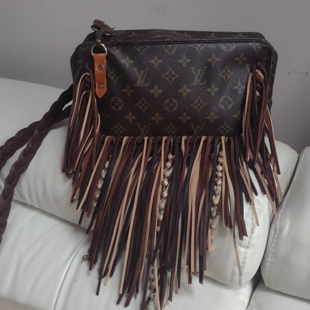💯% authentic NEW Vintage Boho Beaded Short Fringe Dirty Blonde crossbody bag